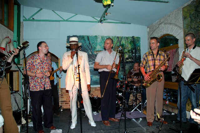 min 2006 05 14 guinguette mp 343